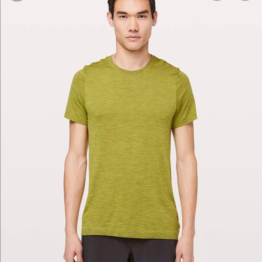 Lululemon Metal Vent Tech Short Sleeve Large